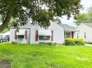 1307 Orchard Heights Dr, Mayfield Heights, OH 44124