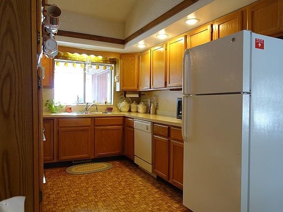 4th image of 10850 Marywood Dr