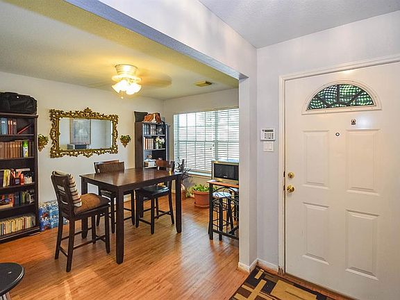 4th image of 11131 Malden Dr
