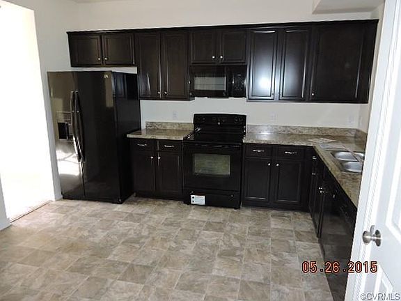 2nd image of 3805 Eagle Dr #3805