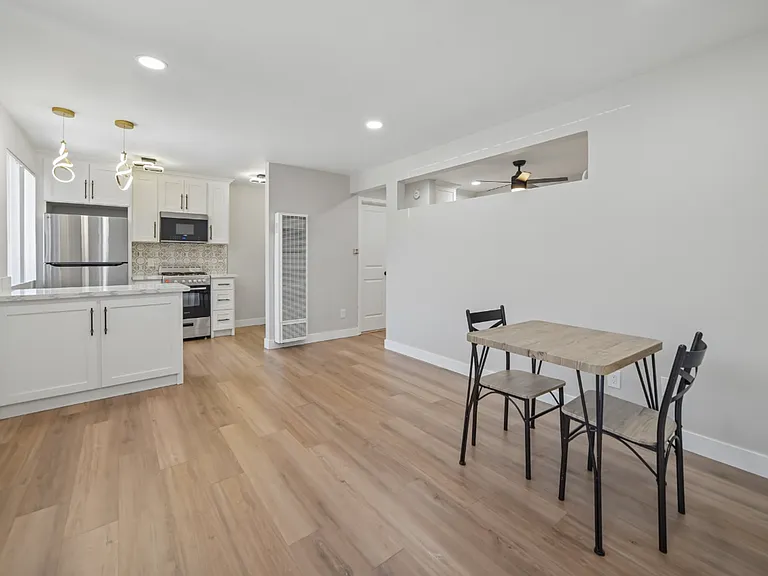 14420 Vista Real Apts — Photo 38