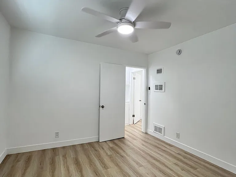 1721 S Westgate Ave — Photo 12