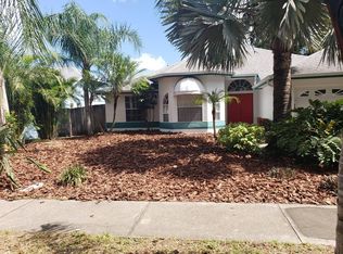 1085 Captains Way, Tarpon Springs, FL 34689