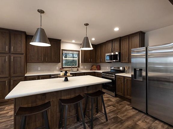4th image of 127 Orion Ave #127