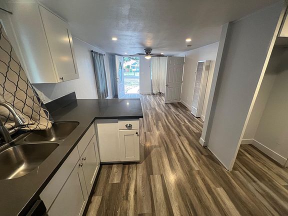 4th image of 203 S Sultana Ave
