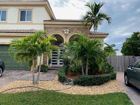 3rd image of 9556 SW 222nd Ln