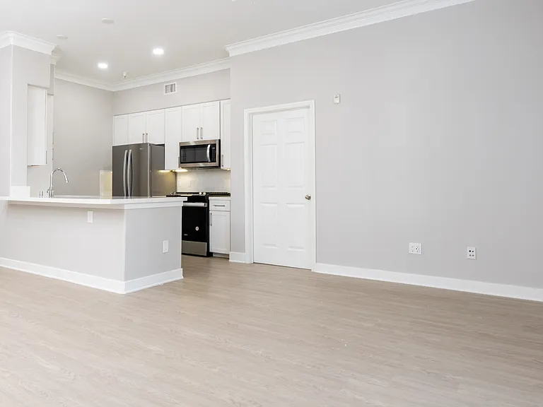 Paladia Luxury Apartments — Photo 76