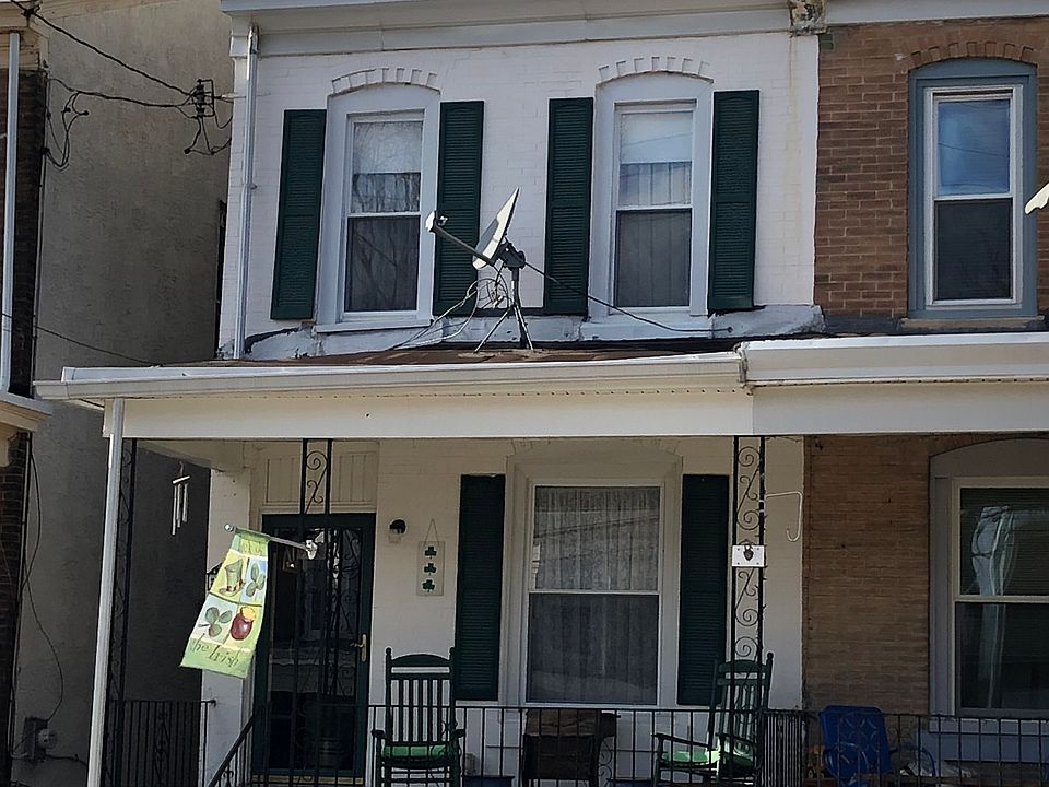 1st image of 264 Roxborough Ave