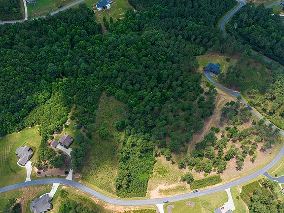 2nd image of 343 Loop Ln