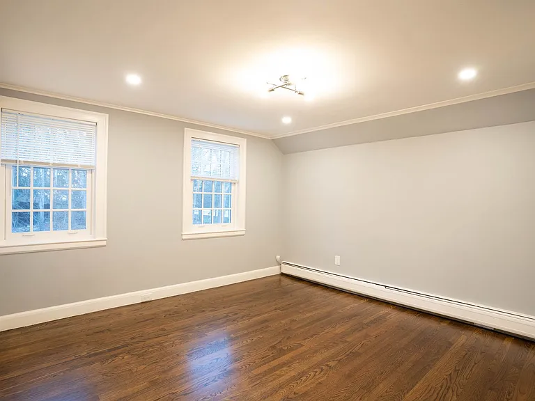 40 Puddingstone Ln #1B — Photo 17