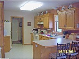 2nd image of 135 Willow Creek Dr