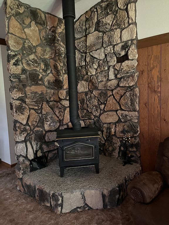 14535 Hansberry Rd - Property Image