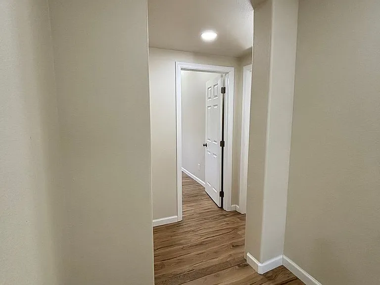 R1257 SW Plummer Ave — Photo 43