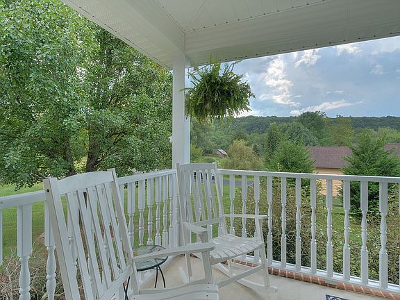 2740 Old Fort Rd Blacksburg