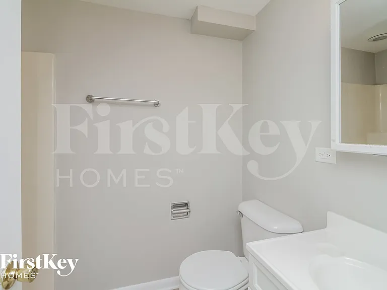 1253 W 187th St — Photo 12