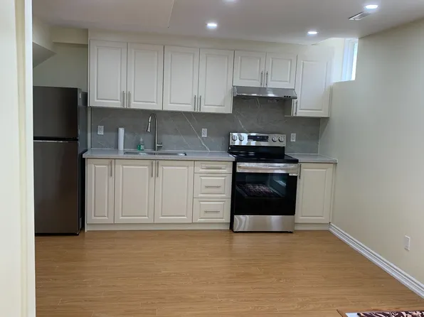 17 Patience Dr, Brampton, ON L7A 2S6