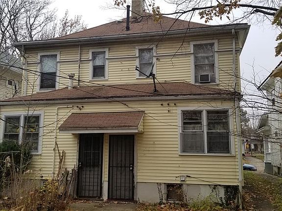 5th image of 74 Victor Ave
