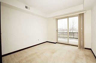 5th image of 502 Redondo Dr APT 109
