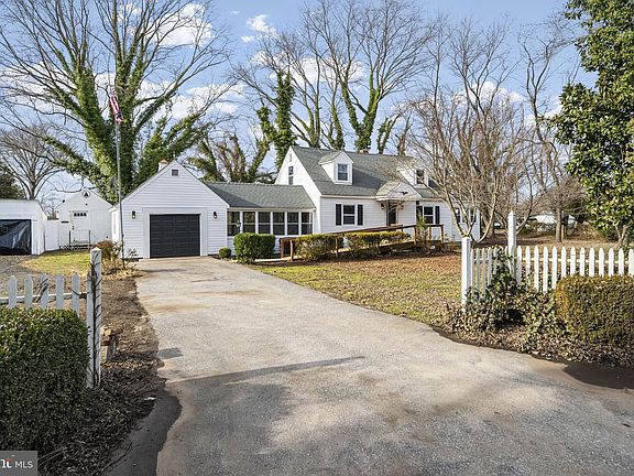 4th image of 8431 Patuxent Ave