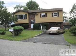 535 Eisenhower Dr, Point Pleasant Beach, NJ 08742