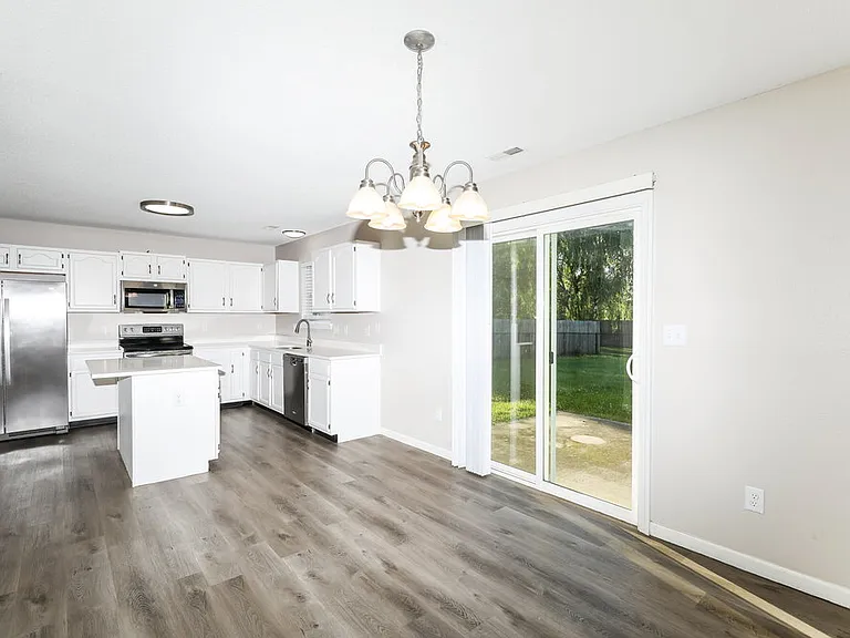 4204 Dunedin Ct — Photo 5