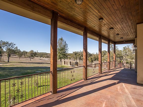 5th image of 3533 La Cumbre Dr