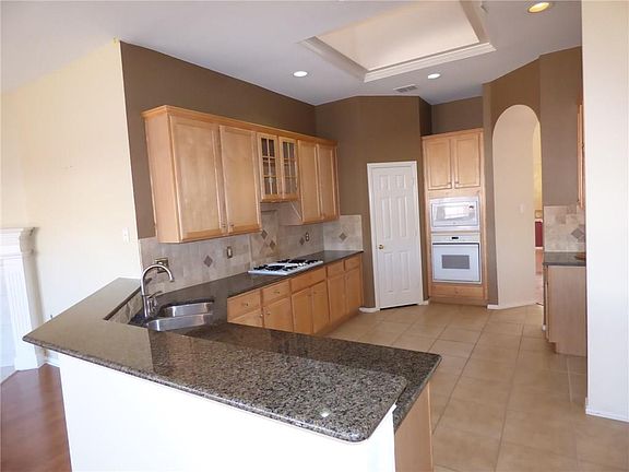 5th image of 10110 Loving Trail Dr