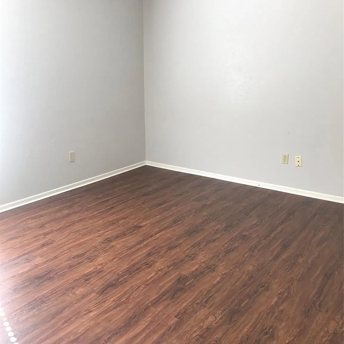 3 bed, 1.5 bath, 1163 sqft, $1,275 — Photo 4
