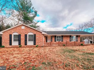 1649 Lakeview Dr, Woodstock, VA 22664