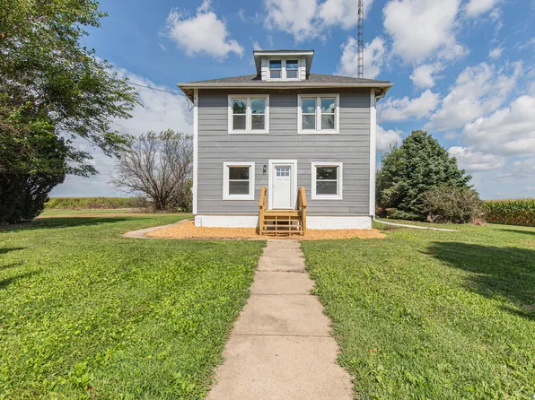 30831-2400 North Ave, La Moille, IL 61330