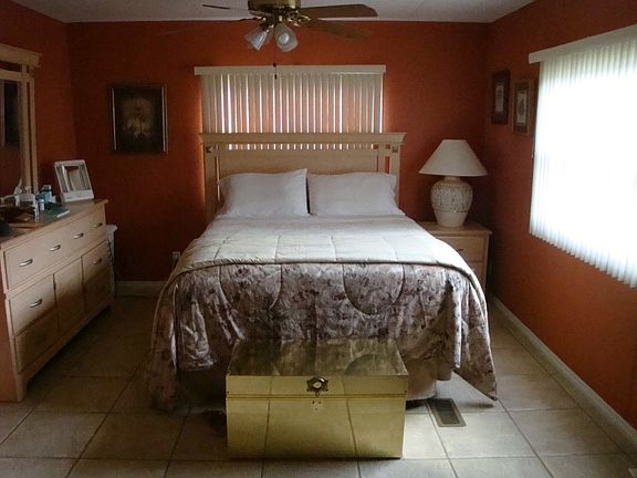 5th image of 781 Orchid Ave