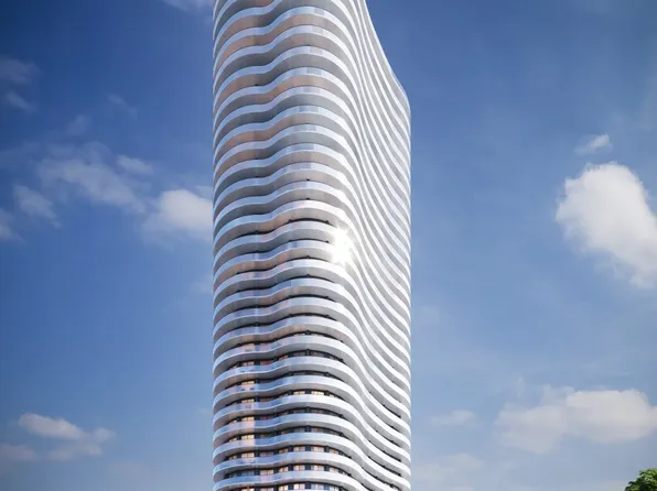1 Fairview Rd E, Mississauga, ON