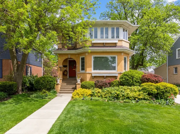 1605 S Fairview Ave, Park Ridge, IL 60068