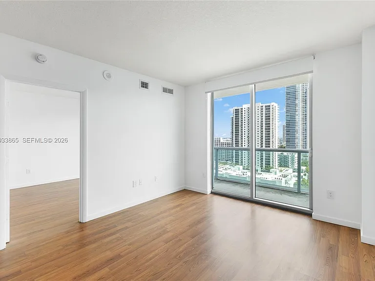 333 NE 24th St #1712 — Photo 3