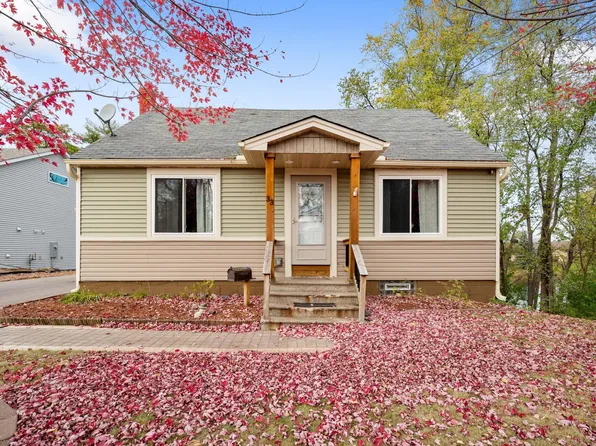 33 Pleasant St, Anoka, MN 55303