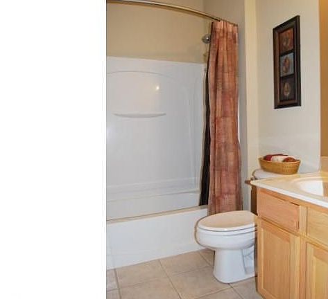 4th image of 5403 Grand Cresent Dr
