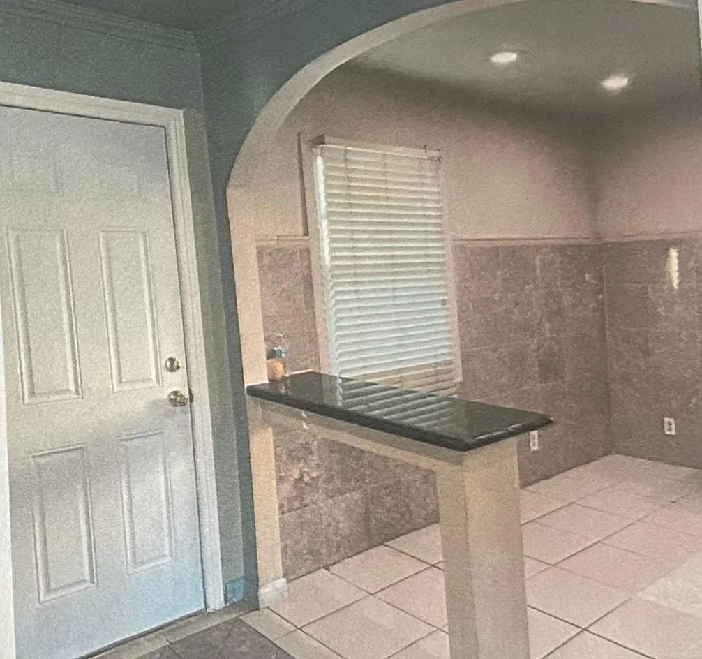 4817 Lemon Hill Ave — Photo 3