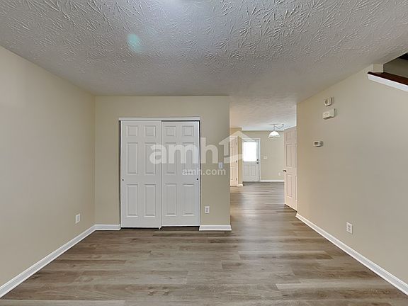 5th image of 11 Glenpark Ct
