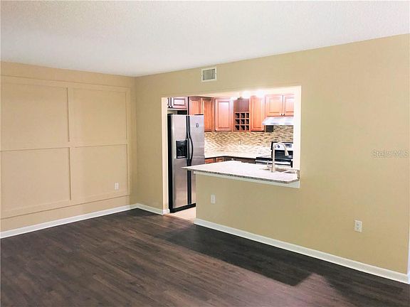3rd image of 150 Wax Myrtle Woods Ct APT 9C