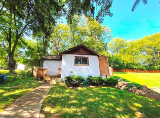 19 Reading Ave, Maryland Heights, MO 63043