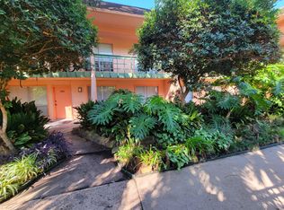 A Private Apt & Townhouse Community, New Orleans, LA 70131