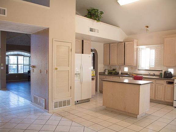4th image of 1336 Cora Bell Pl