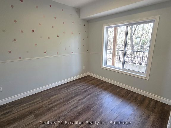 4th image of 360 Queen St E #4B