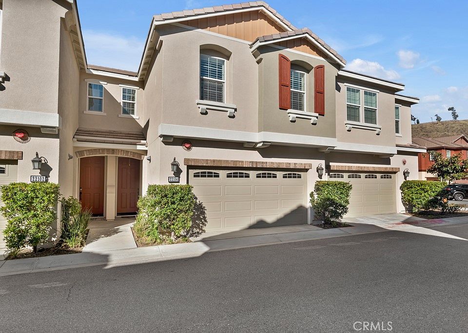 1st image of 22104 Barrington Way