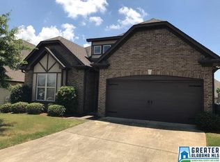 1009 Washington Ct, Moody, AL 35004