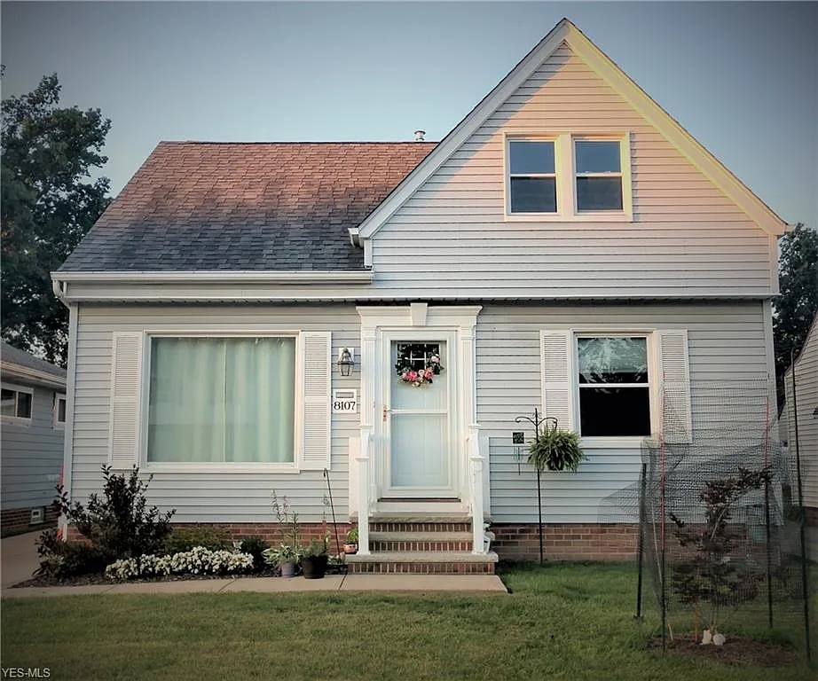 8107 Covington Ave photo 1