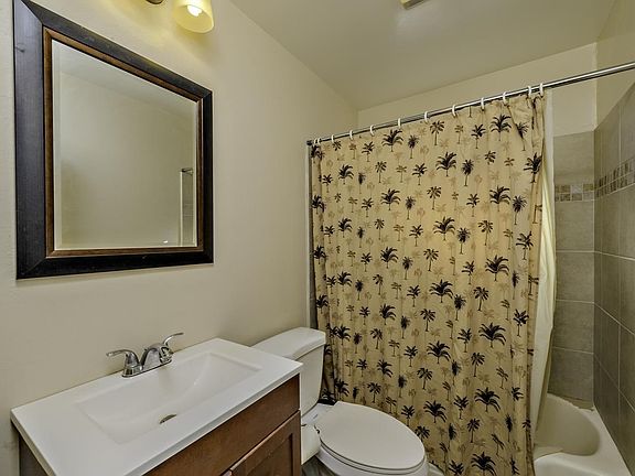4th image of 1154 Waxwing Dr