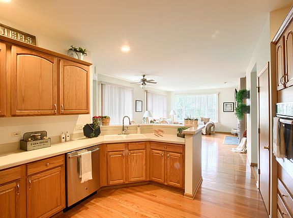 5th image of 13309 W Essex Ln