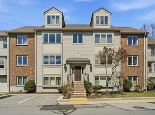 63 Maple St APT F, Canton, MA 02021