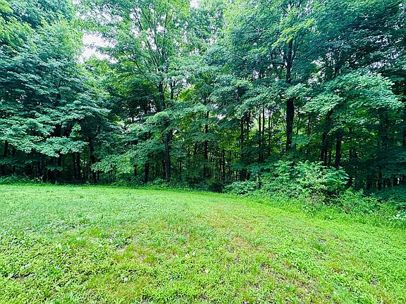 3rd image of 10690 Township Road 402 NE